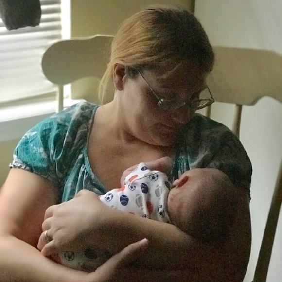 Meet your Posher- I am... - Picture 2 of 8